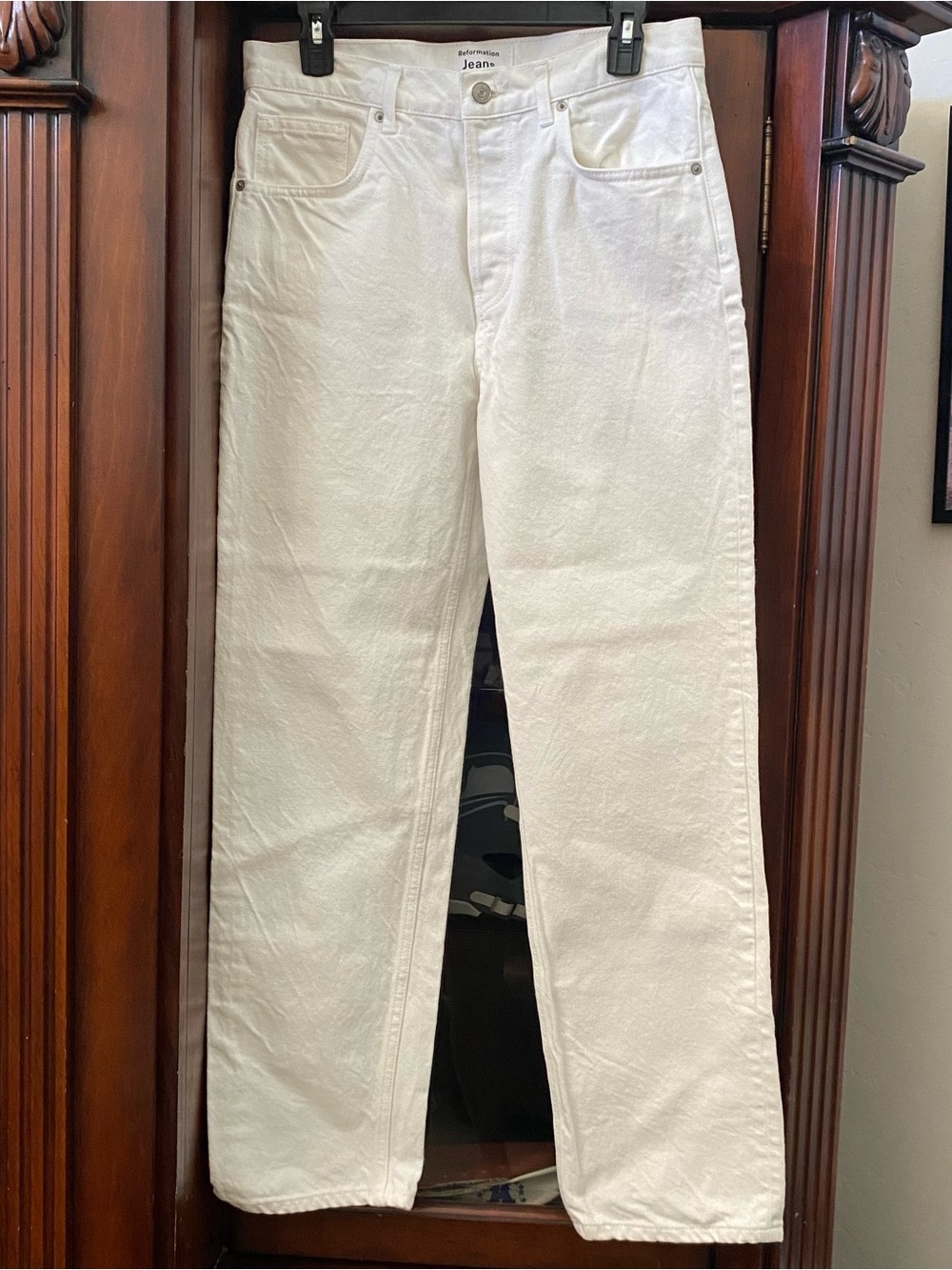Reformation Casey Mid Rise Relaxed Straight Jean in Vintage White - Size 28